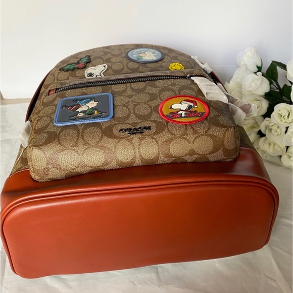 NWT Coach Coach X Peanuts West Backpack In Signature Canvas With Patches - Picture 6 of 8